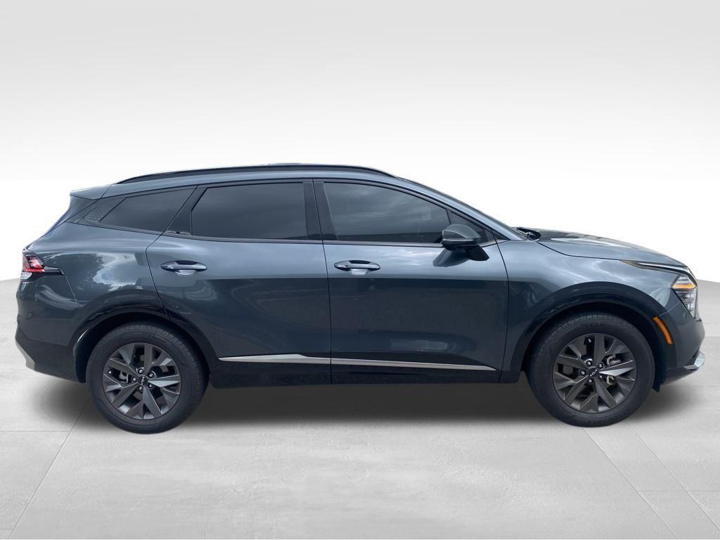 used 2024 Kia Sportage Hybrid car, priced at $32,111