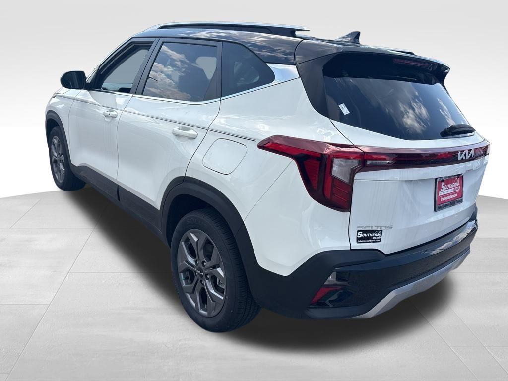 used 2024 Kia Seltos car, priced at $32,000