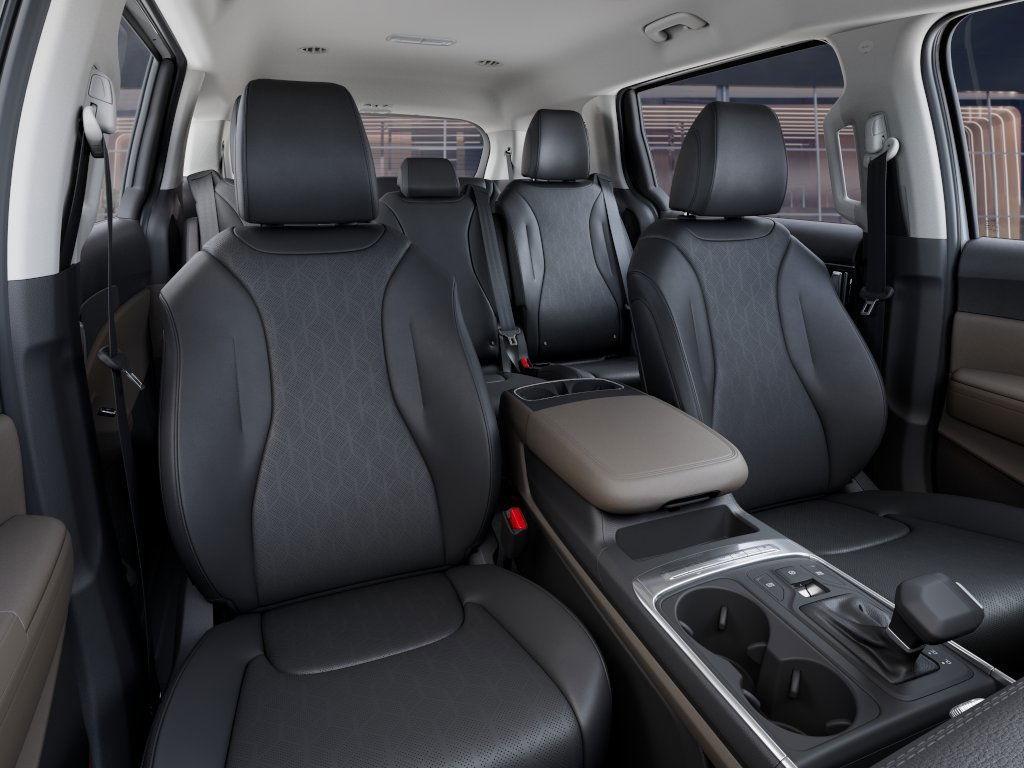 new 2025 Kia Carnival car, priced at $36,655