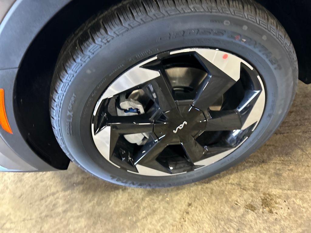 new 2026 Kia Sorento Hybrid car, priced at $39,070