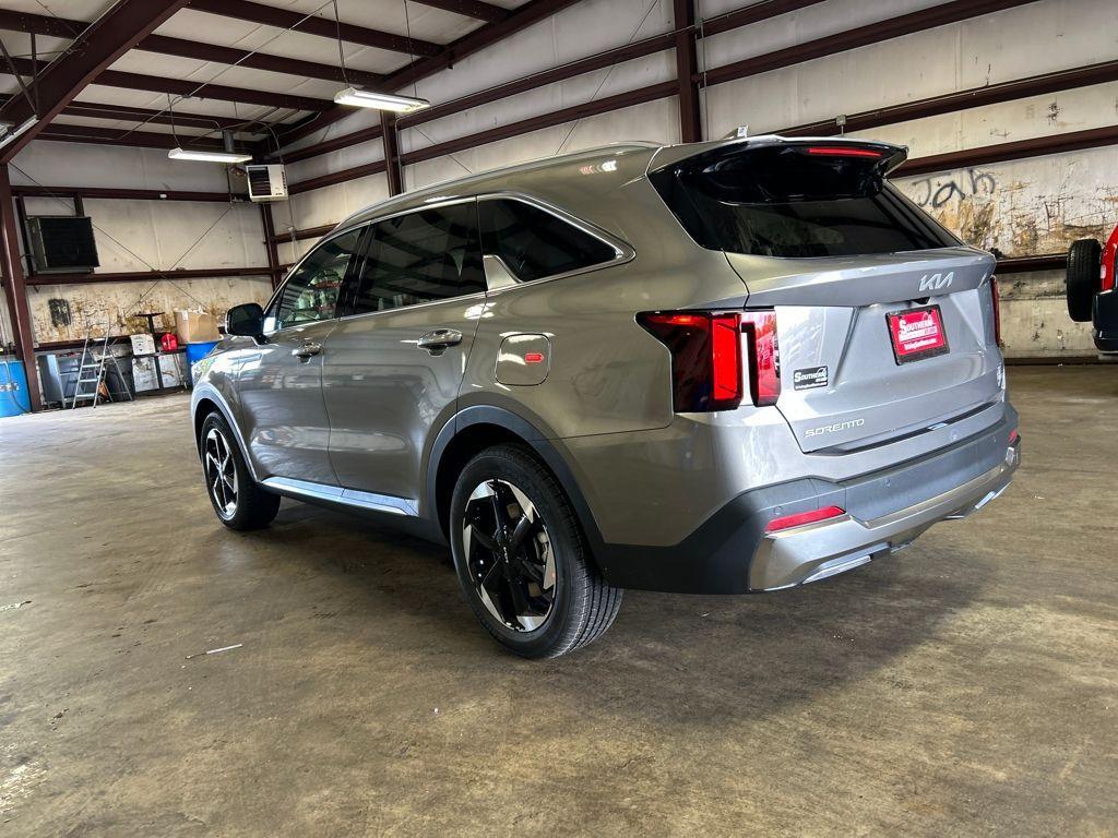 new 2026 Kia Sorento Hybrid car, priced at $39,070