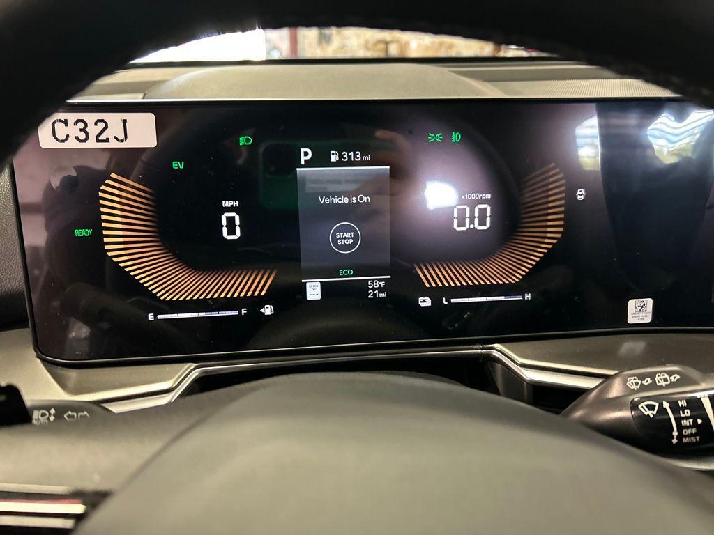 new 2026 Kia Sorento Hybrid car, priced at $39,070