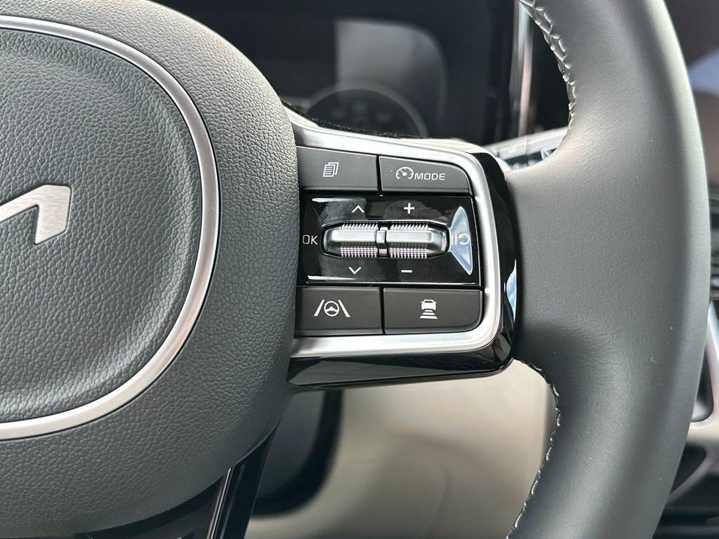 used 2023 Kia Sorento car, priced at $36,200