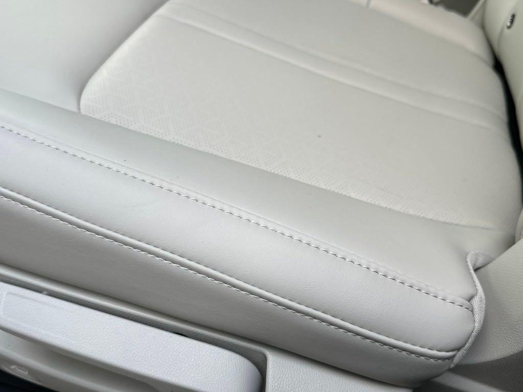 used 2023 Kia Sorento car, priced at $36,200