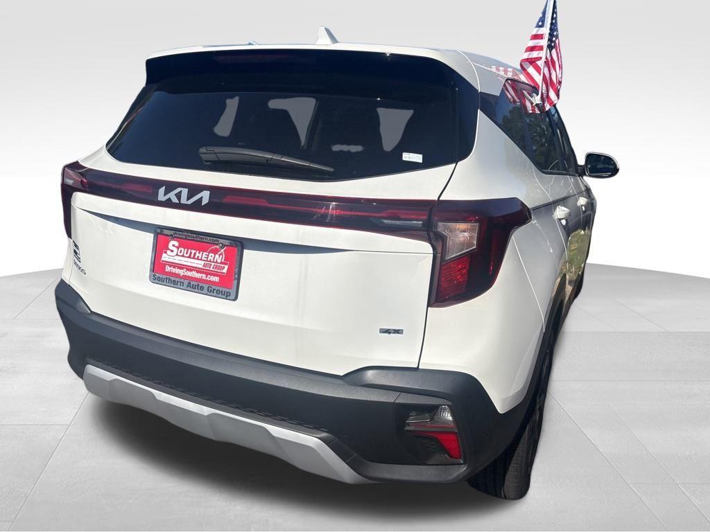 used 2025 Kia Seltos car, priced at $22,900