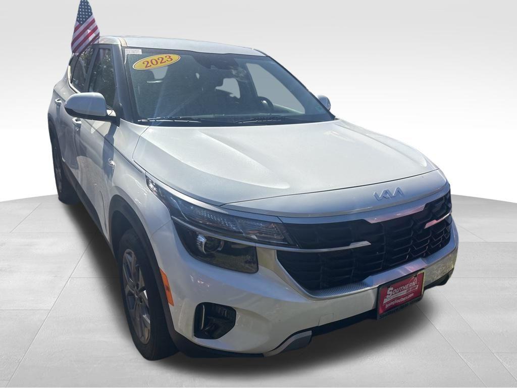used 2025 Kia Seltos car, priced at $22,900