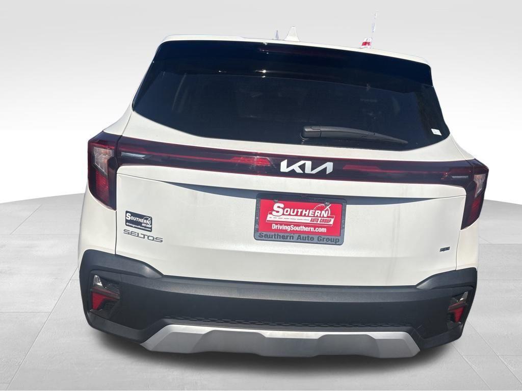 used 2025 Kia Seltos car, priced at $22,900
