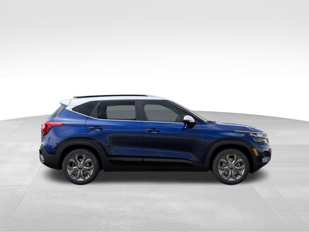 used 2024 Kia Seltos car, priced at $24,995