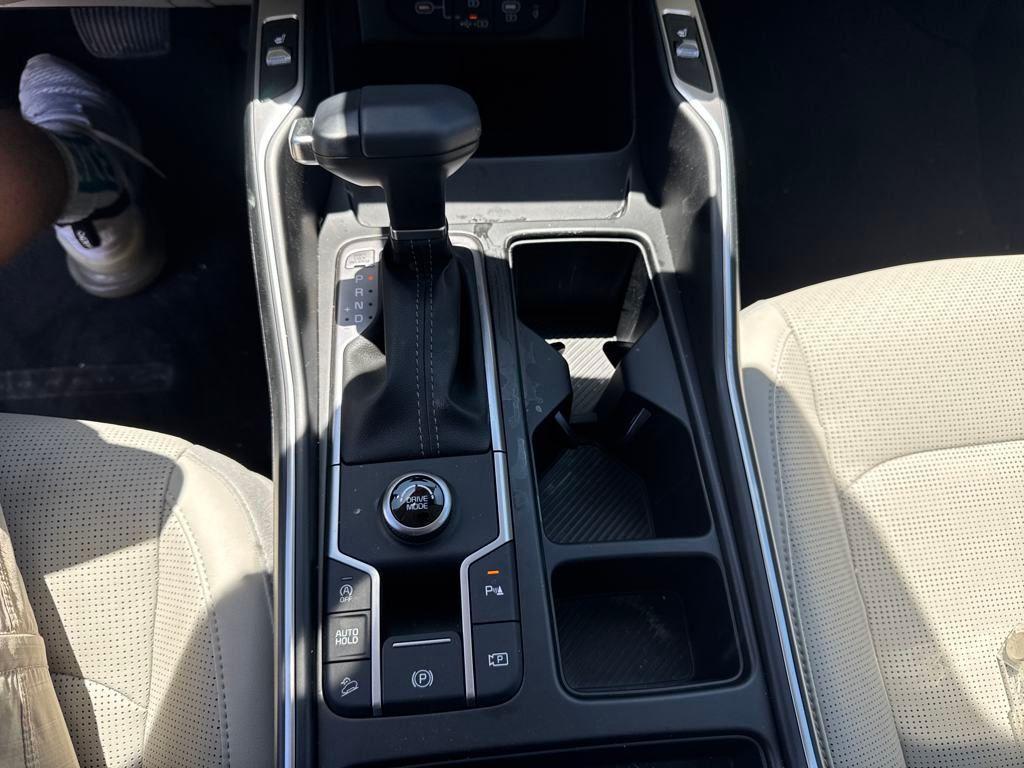 new 2024 Kia Sorento car, priced at $35,340