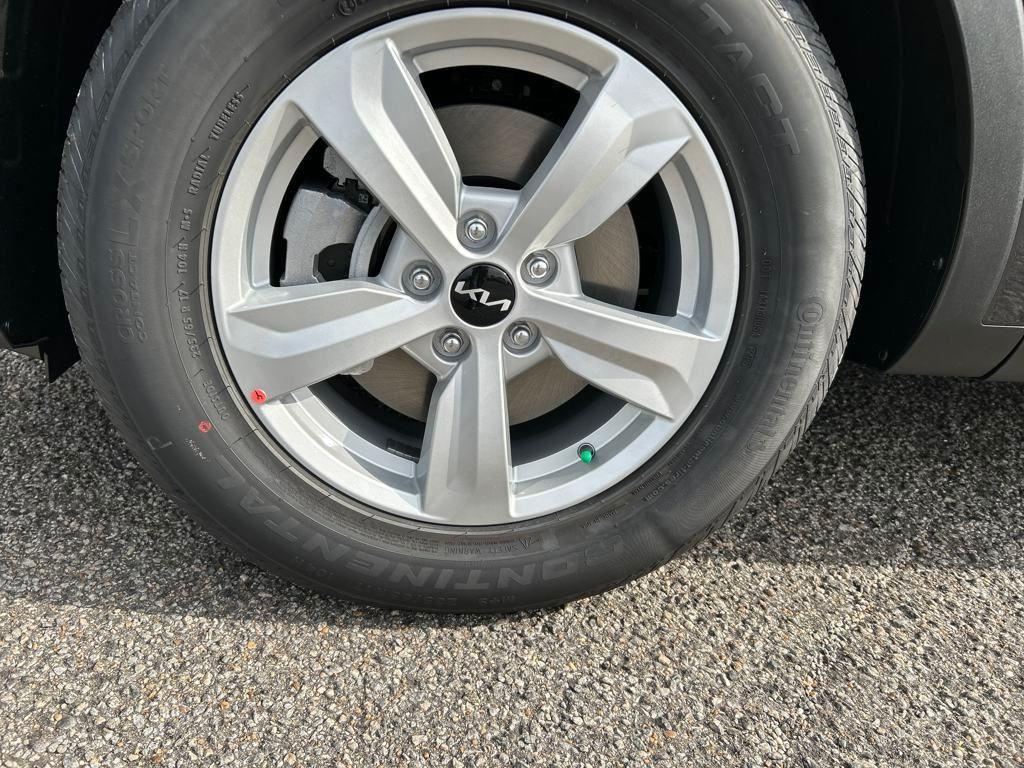 new 2026 Kia Sorento car, priced at $32,870