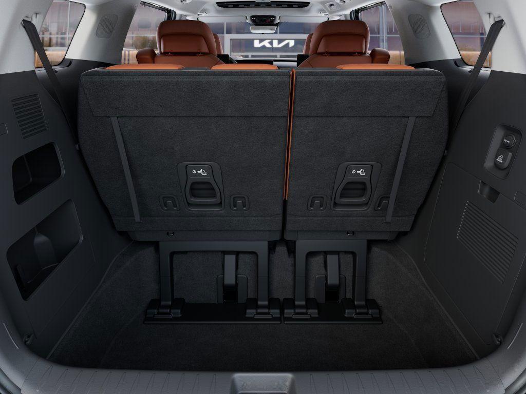 new 2026 Kia Carnival Hybrid car, priced at $55,520
