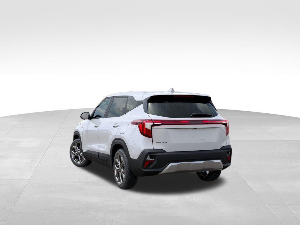 new 2025 Kia Seltos car, priced at $25,800