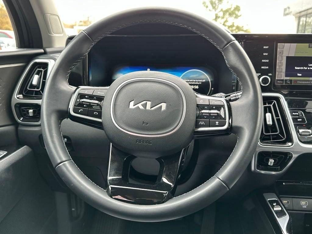 used 2023 Kia Sorento car, priced at $35,400
