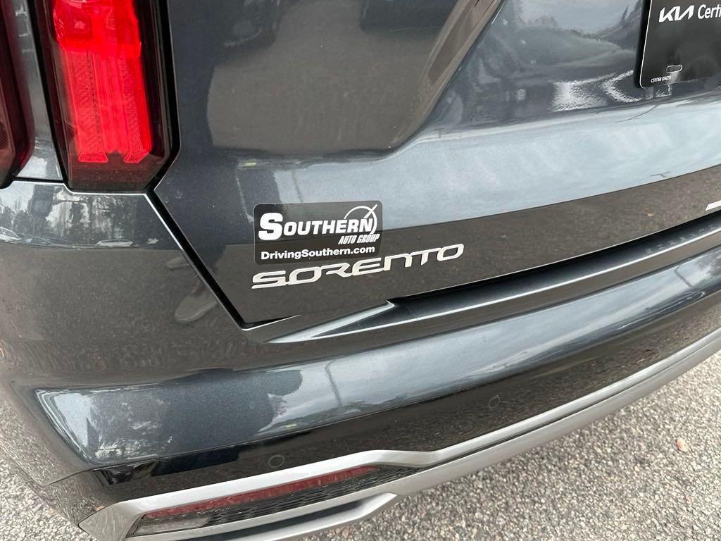 used 2023 Kia Sorento car, priced at $35,400