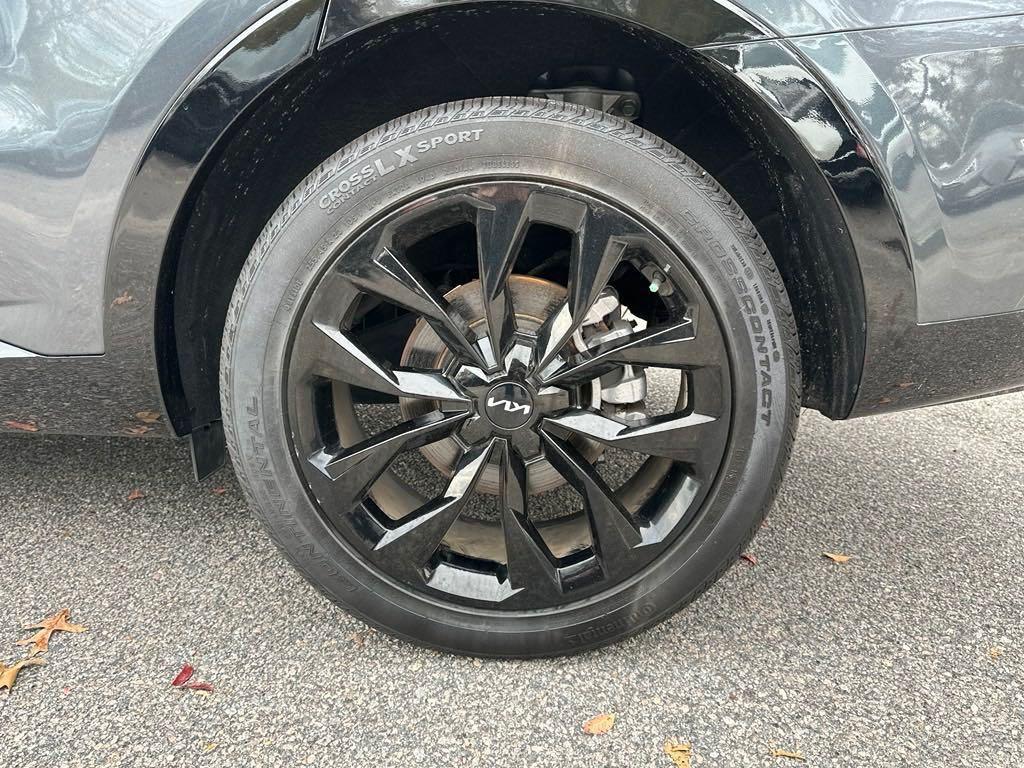 used 2023 Kia Sorento car, priced at $35,400