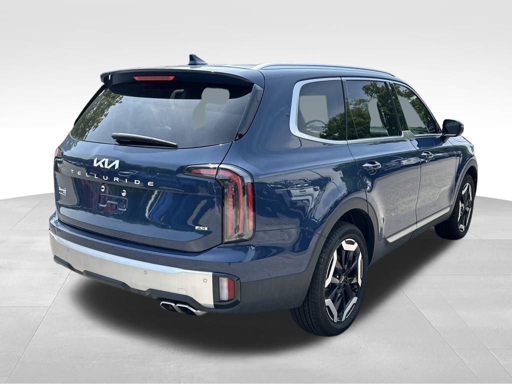 used 2024 Kia Telluride car, priced at $41,999