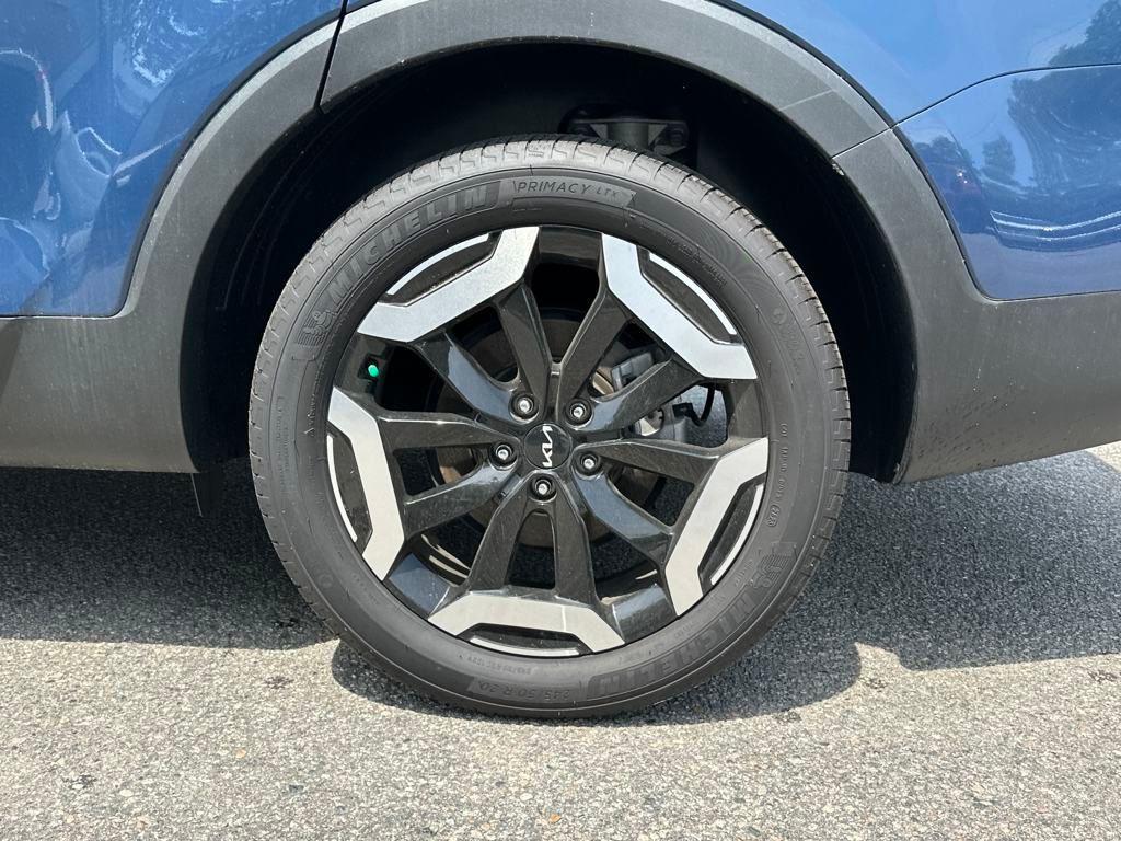 used 2024 Kia Telluride car, priced at $41,999