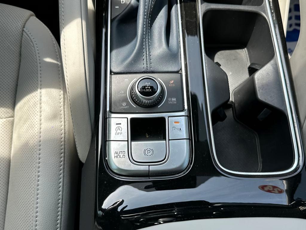 used 2024 Kia Telluride car, priced at $42,700
