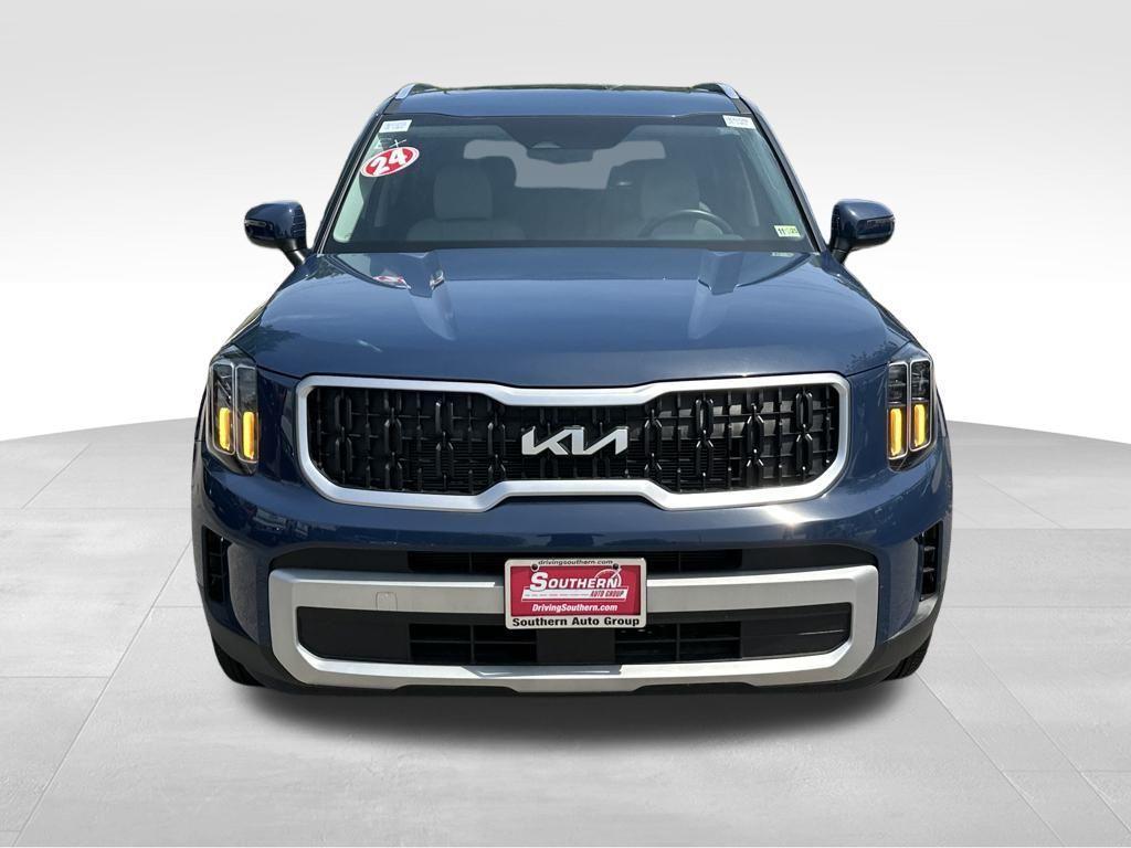 used 2024 Kia Telluride car, priced at $41,999