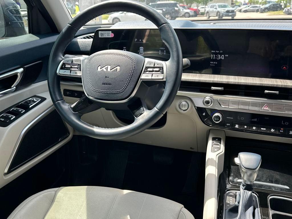 used 2024 Kia Telluride car, priced at $41,999