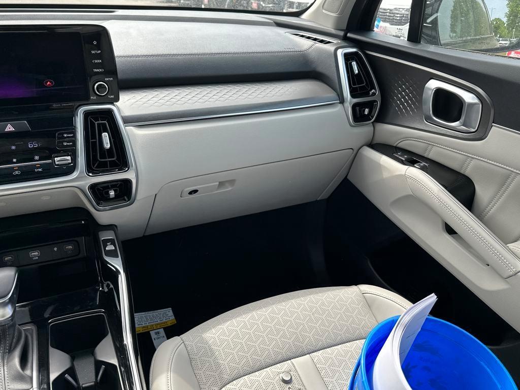 used 2023 Kia Sorento car, priced at $34,000