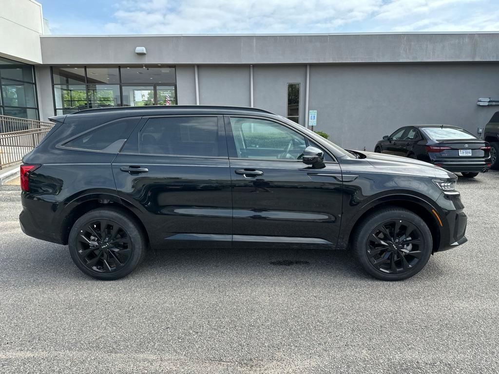 used 2023 Kia Sorento car, priced at $34,000