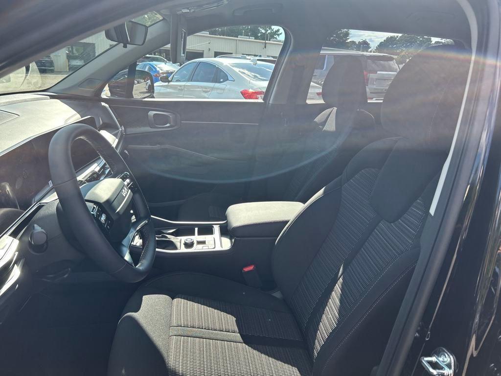 new 2026 Kia Sorento car, priced at $32,870