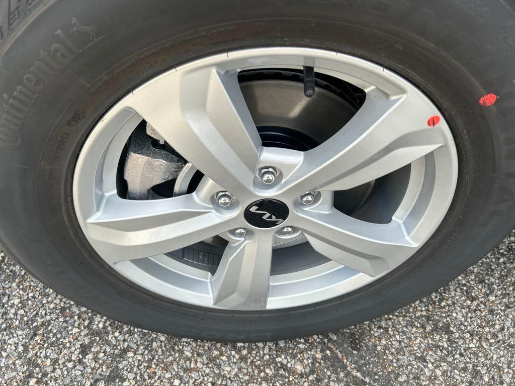new 2026 Kia Sorento car, priced at $32,870
