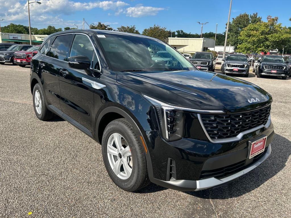 new 2026 Kia Sorento car, priced at $32,870