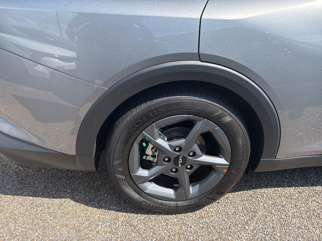 used 2025 Kia K4 car, priced at $22,720
