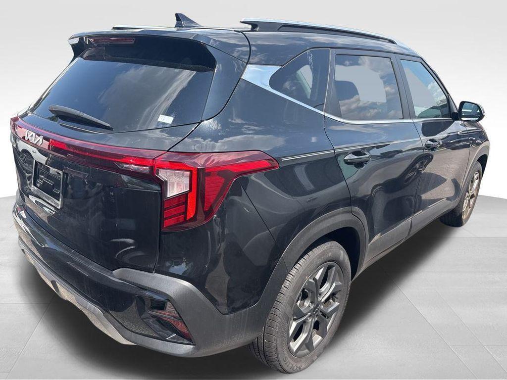 used 2024 Kia Seltos car, priced at $23,999