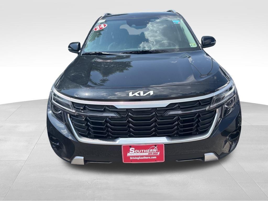 used 2024 Kia Seltos car, priced at $23,999