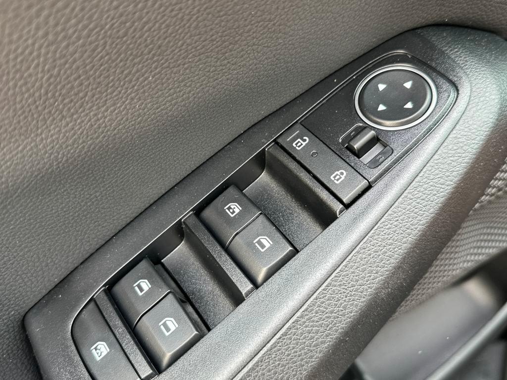 used 2024 Kia Seltos car, priced at $23,999