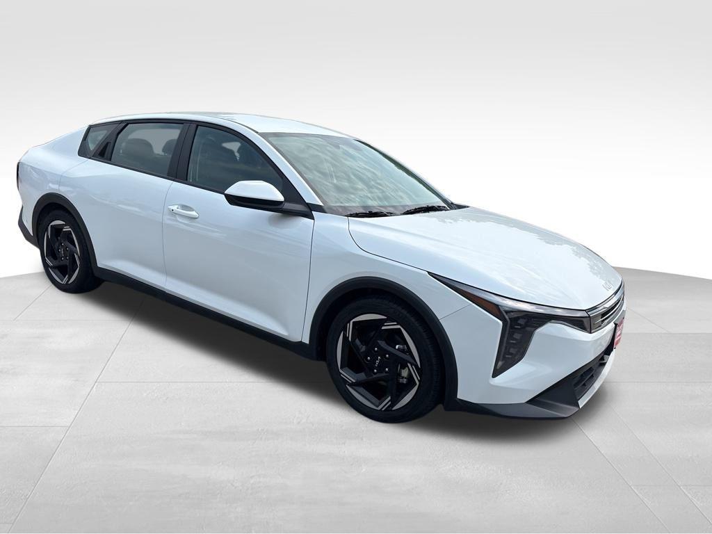 used 2025 Kia K4 car, priced at $22,720