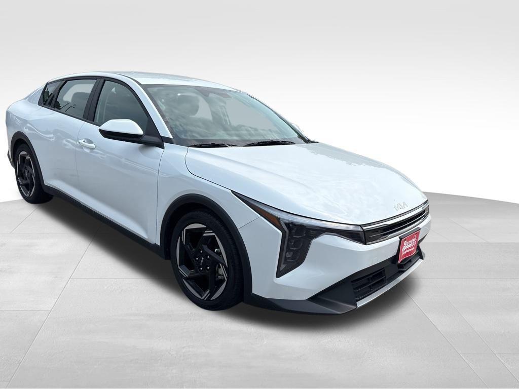 used 2025 Kia K4 car, priced at $22,720