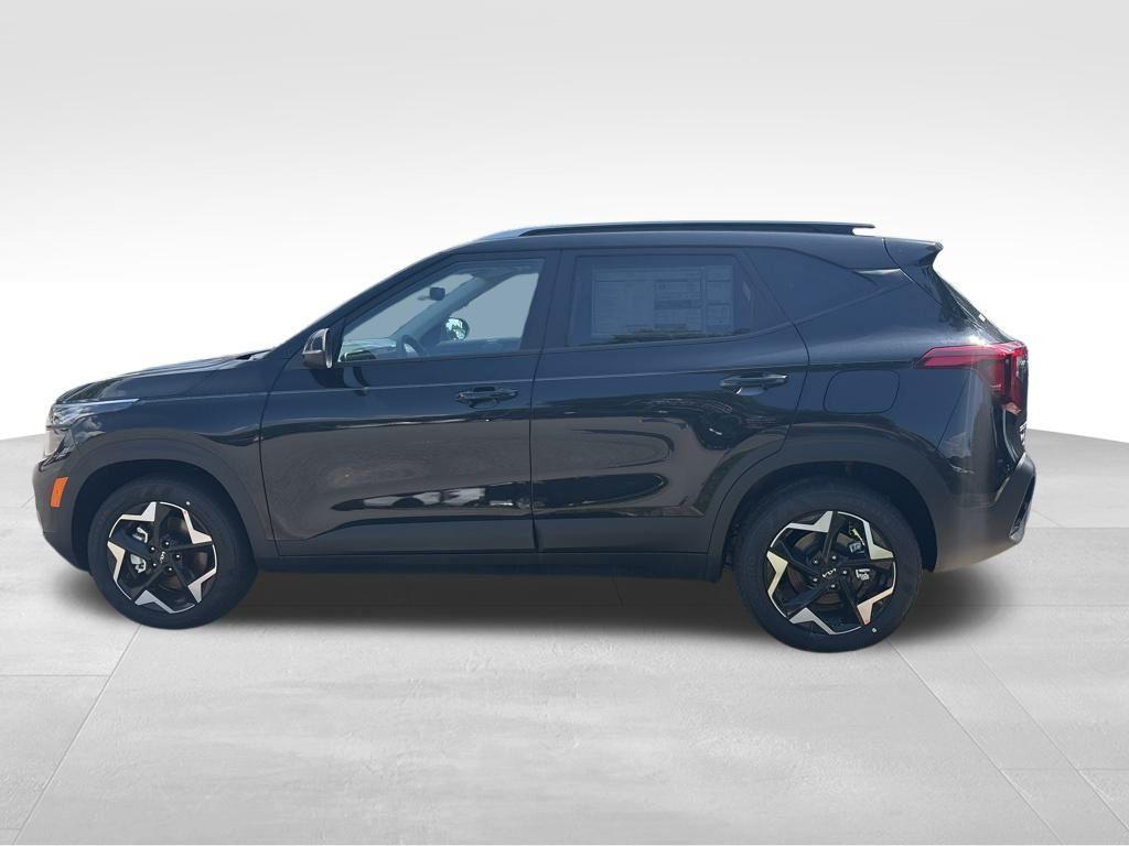 used 2024 Kia Seltos car, priced at $25,995
