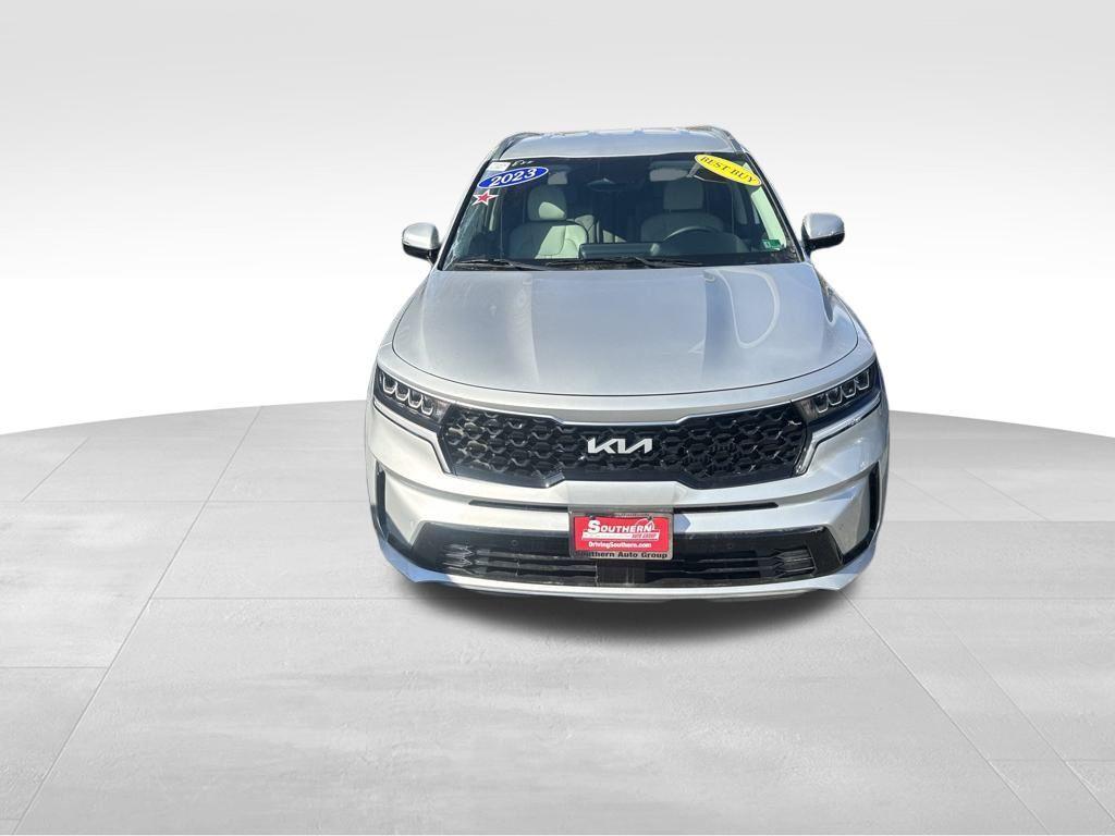 used 2023 Kia Sorento Hybrid car, priced at $31,995
