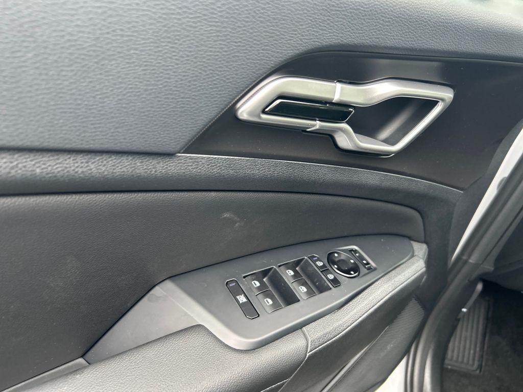 new 2026 Kia Sportage car, priced at $31,903