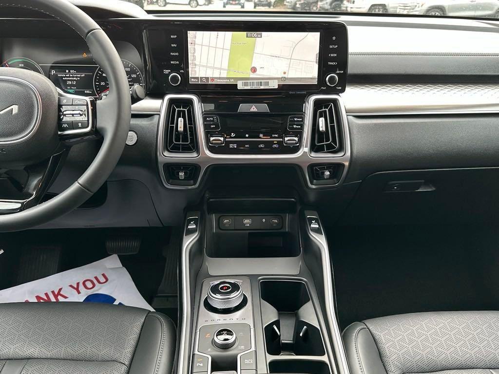 used 2023 Kia Sorento Hybrid car, priced at $36,998