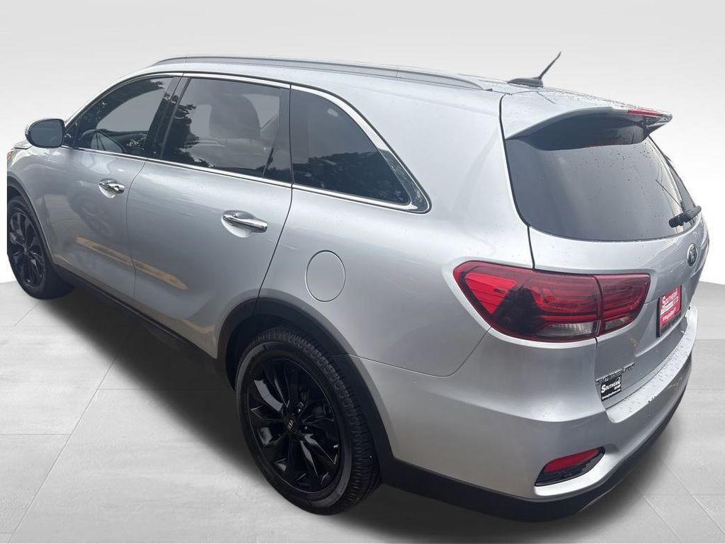 used 2020 Kia Sorento car, priced at $23,895