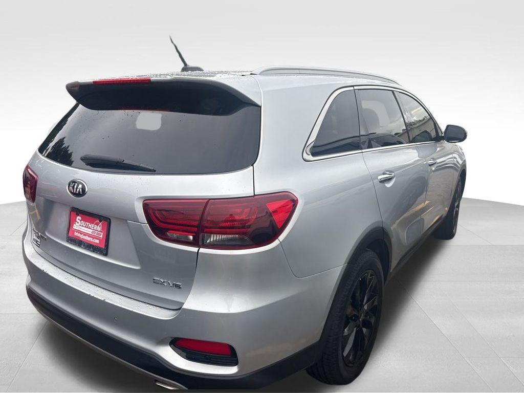used 2020 Kia Sorento car, priced at $23,895
