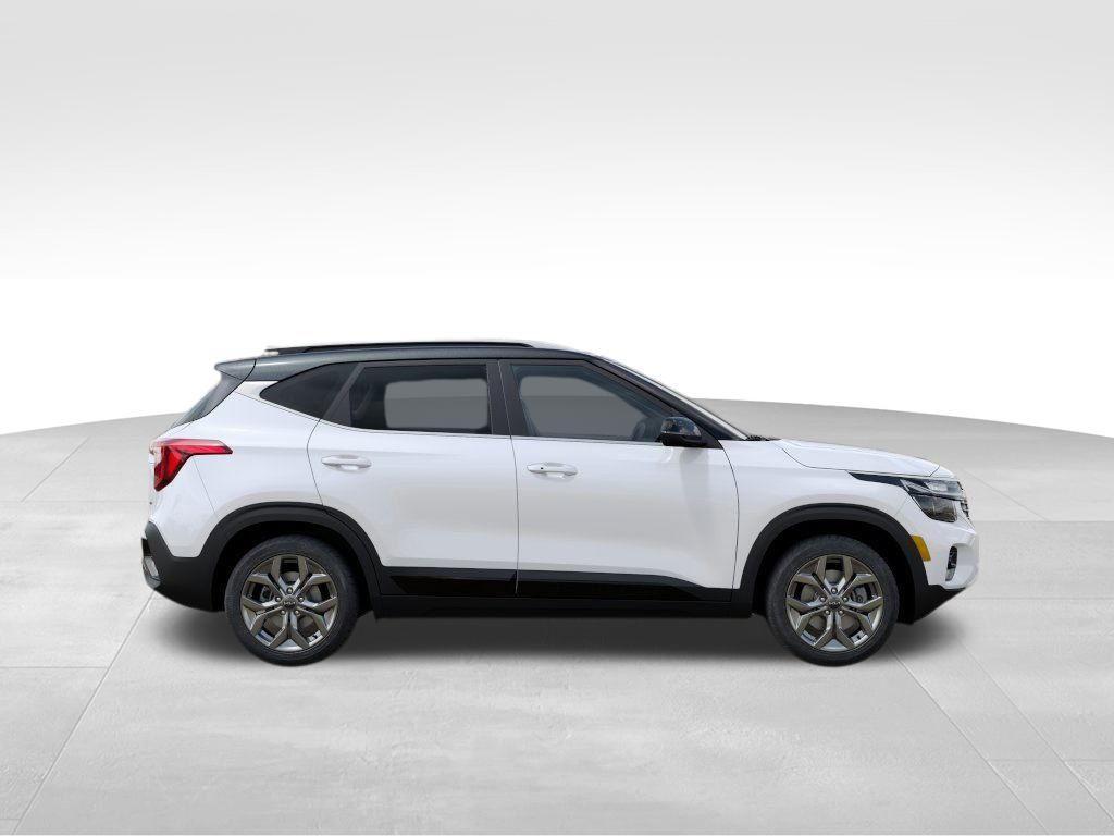 used 2024 Kia Seltos car, priced at $28,535