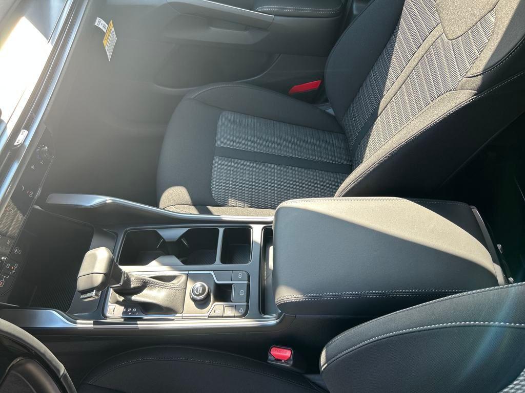 new 2026 Kia Sorento car, priced at $33,870