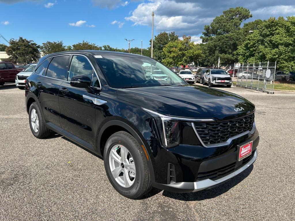 new 2026 Kia Sorento car, priced at $33,870