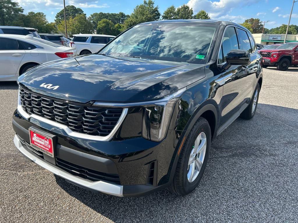 new 2026 Kia Sorento car, priced at $33,870