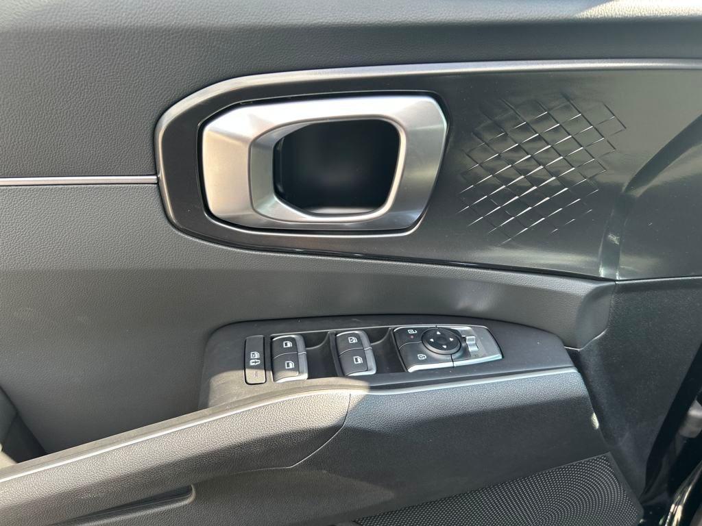 new 2026 Kia Sorento car, priced at $33,870