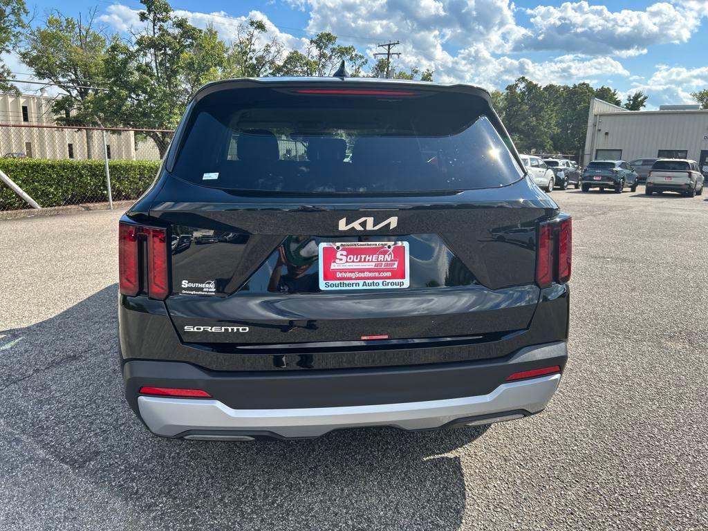 new 2026 Kia Sorento car, priced at $33,870