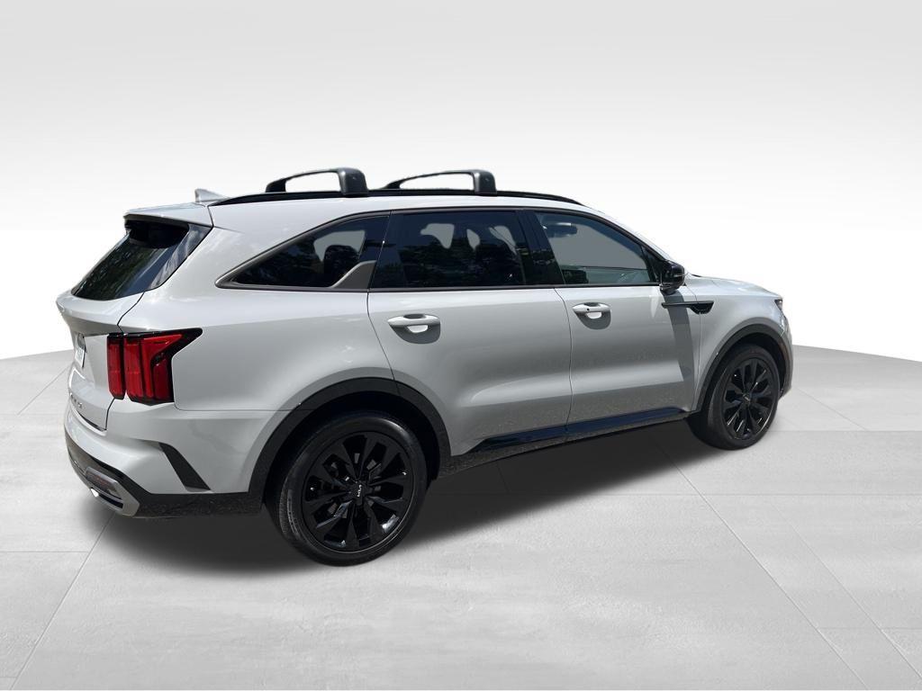 used 2022 Kia Sorento car, priced at $33,995