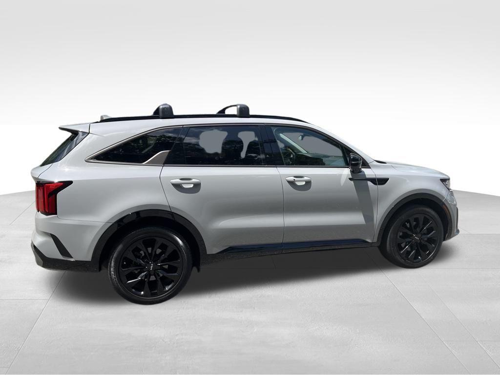 used 2022 Kia Sorento car, priced at $33,995
