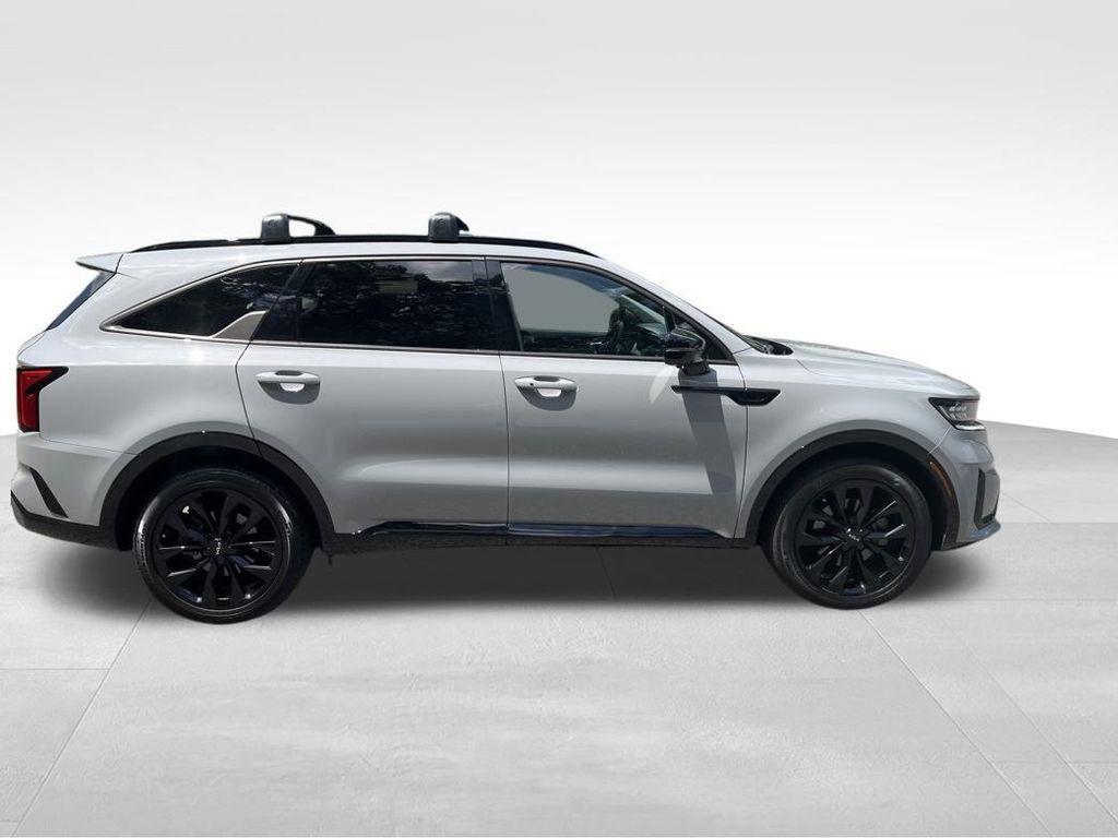 used 2022 Kia Sorento car, priced at $33,995